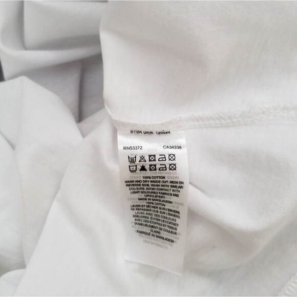 French Connection 100% Cotton Embroidered Skier Short Sleeve T-Shirt - Picture 9 of 10